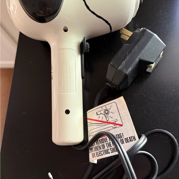 Snoopy Vintage  Hair Dryer - Picture 4 of 4
